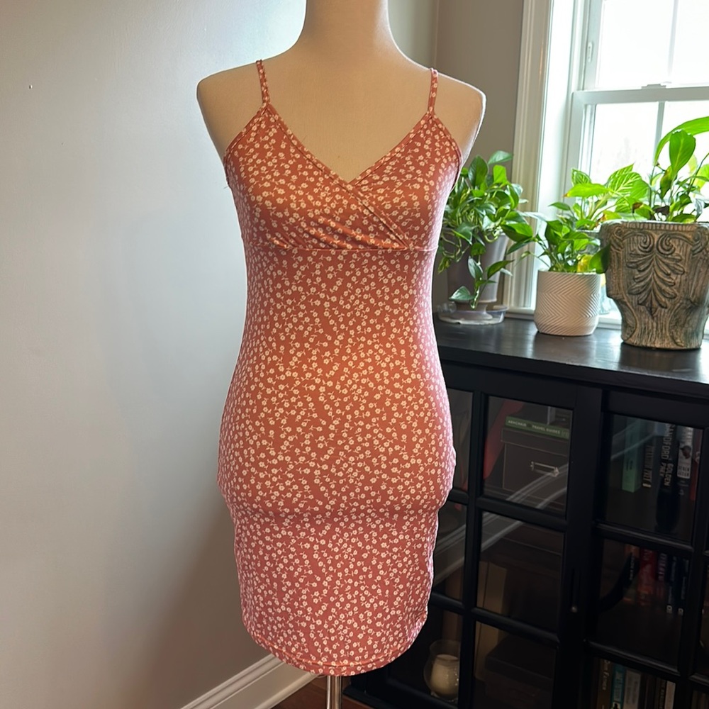 Floral fitted dress
